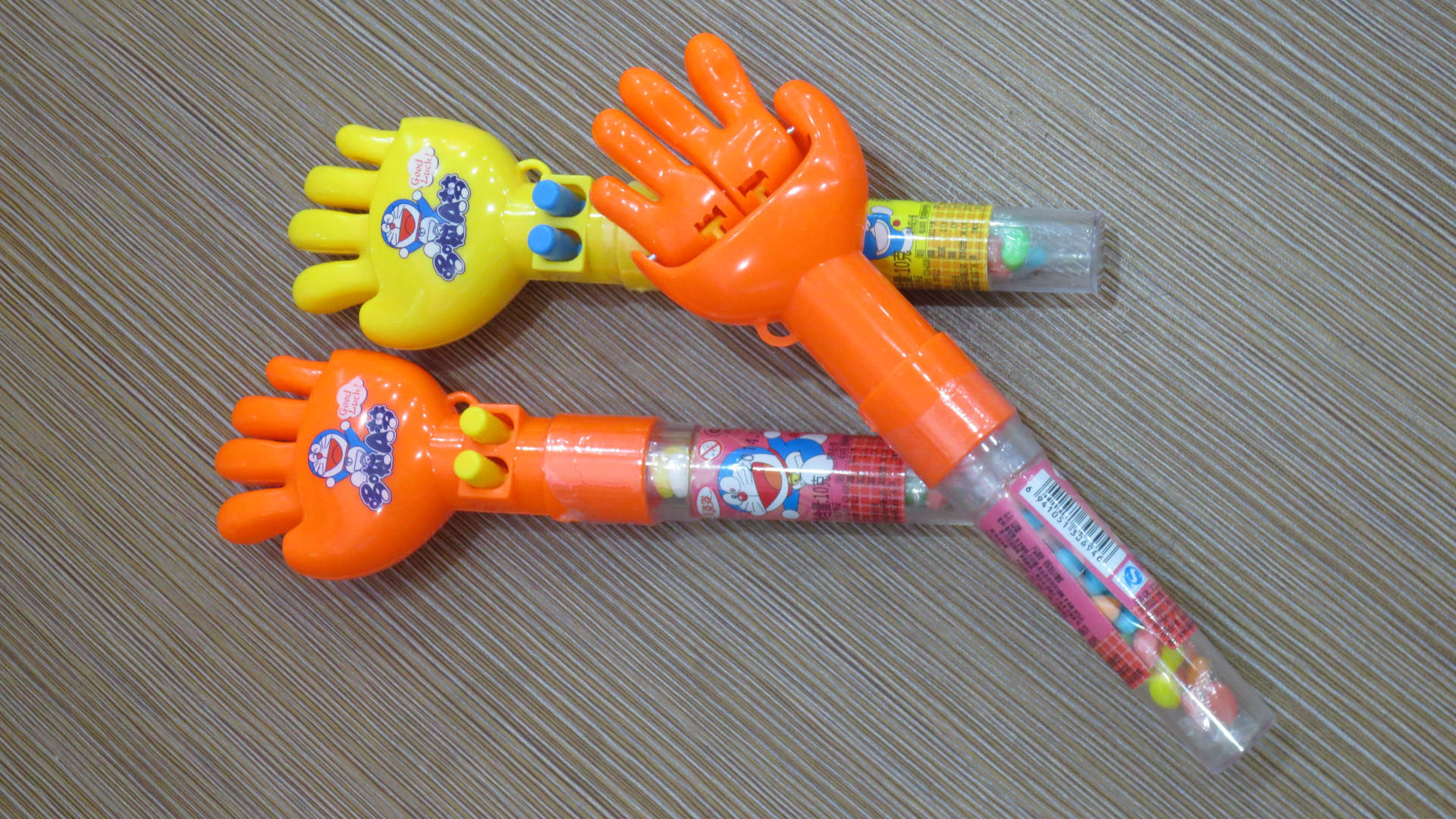 海外美滋滋10g石头剪子布玩具糖 宝宝边吃边玩的乐趣